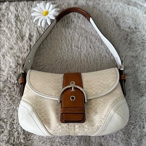 Signature Coach Demi SoHo Baguette